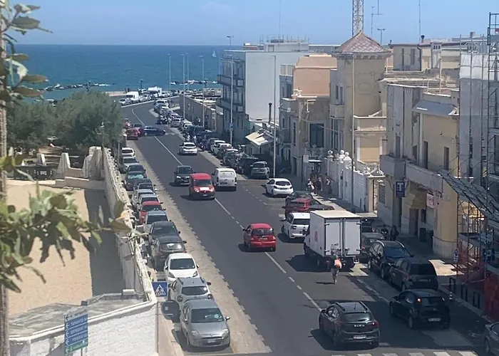 Ad Un Passo Dal Mare 招待所 4*